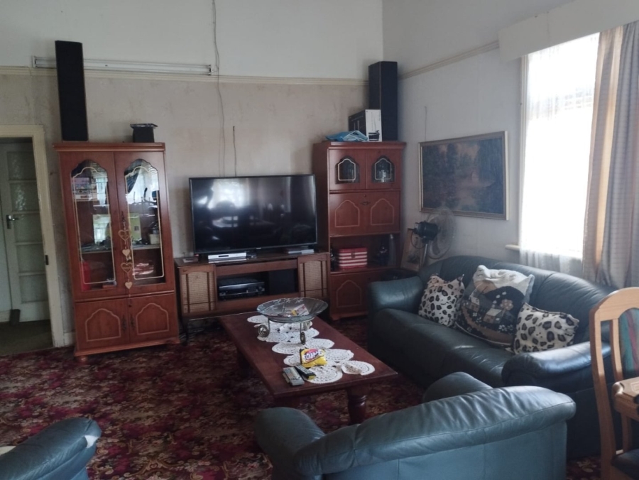 6 Bedroom Property for Sale in Boshof Free State
